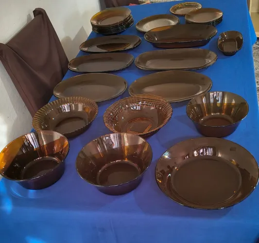 Conjunto de louças Duralex marrom, raridade.