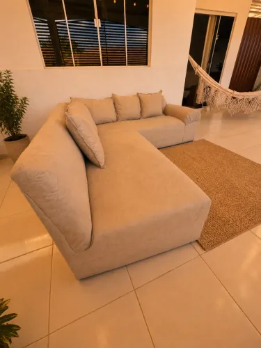Vendo sofá em L praticamente novo