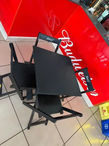 Jogo de Mesa de Madeira Budweiser Dobrável (Semi-Nova) - 4 Cadeiras