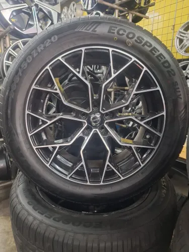 Rodas 20 + pneus novos Volvo XC60 90 Evoque Velar