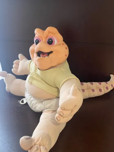 Boneco baby Sauro dinossauro original