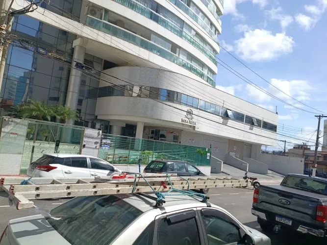 Escada 15 degraus com mais de 5 metros