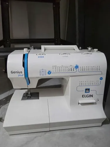 Máquina de costura