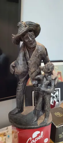 Escultura "O Retirante" Mestre Luiz Gonzaga