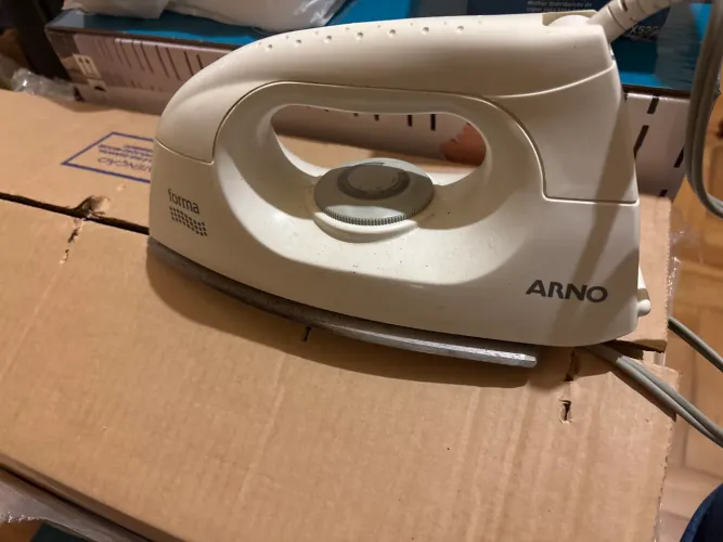 Ferro de passar Arno forma - bom estado!