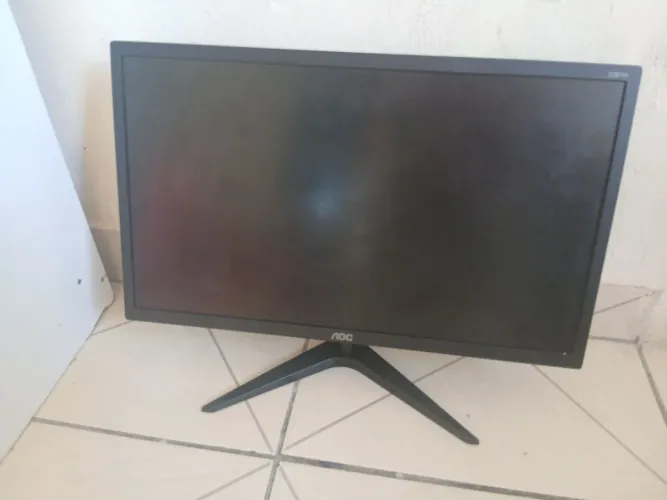 Monitor hdmi lcd 20 polegadas leia descrição do anúncio