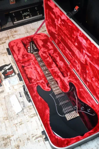 Guitarra Ibanez Andy Timmons ATZ300BK
