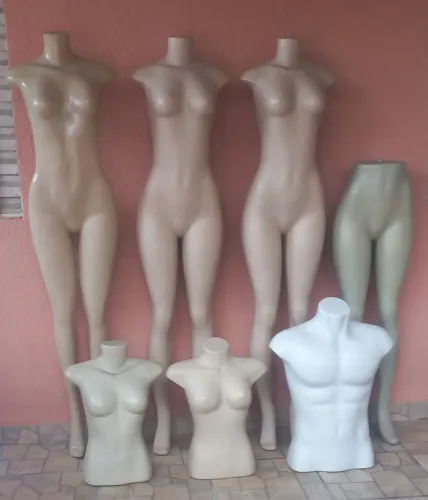 Vendo manequim usado em boas condições