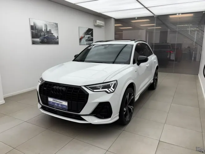 Audi Q3 Perf. Black.plus 2.0 TFSI Tip. Quat. 2025