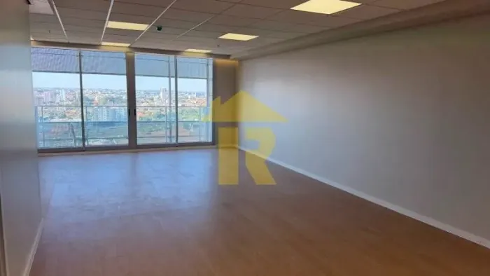 Locação de Sala Comercial no Jardim Redentor, São José do Rio Preto - SP: 1 Sala, 2 Banhei