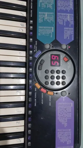 Teclado Yamaha psr-77