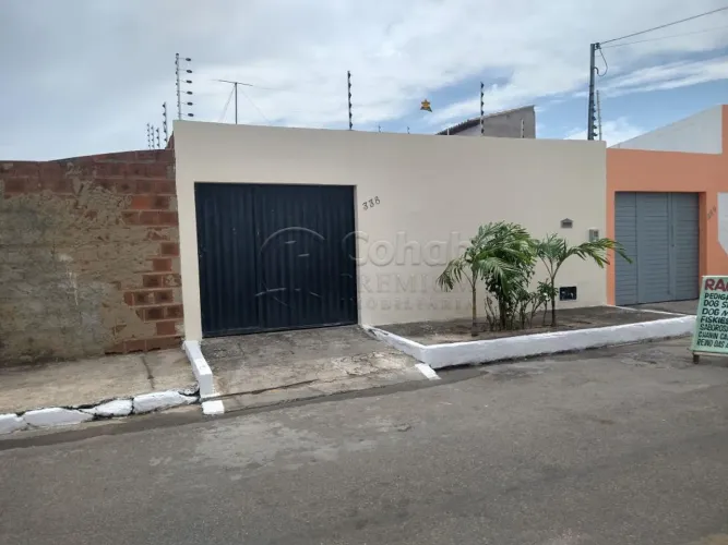 Casa Residencial com 2 Quartos no Bairro 17 de Março