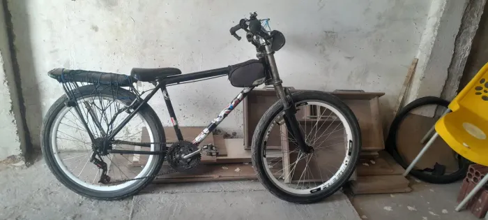 VENDO BICICLETA MONTADINHA