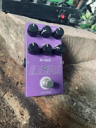 Pedal delay m-vave elemental