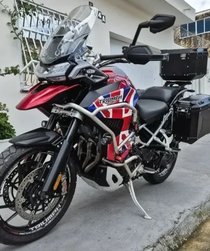 Triumph Tiger 1200 GT Explorer 2024 - Revisada - Baixa KM - Impecável.