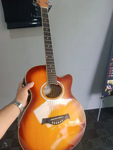 Violão Giannini GF-3 CEQ TS Eletroacústico no Precinho <br><br>Descrição: