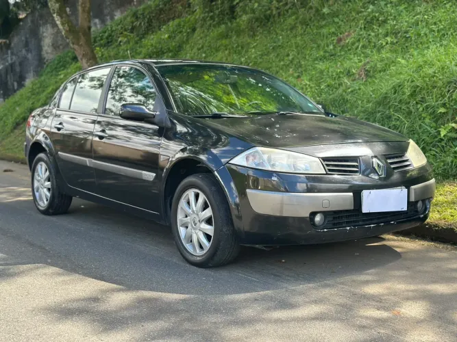 Renault Megane Sedan Dynamique 2.0 16V Aut. 2008