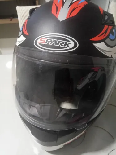 Capacete novo