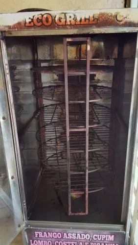 Máquina de assar frango 