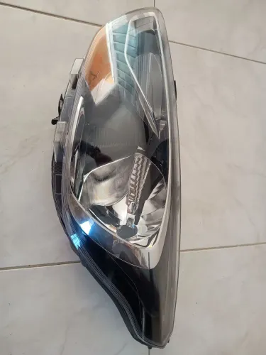 Farol Ford Ka 2018 a 2021