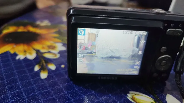 Camera Samsung es55