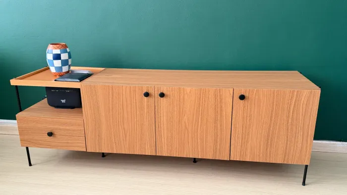 Vendo rack em mdf na cor freijó 160cm