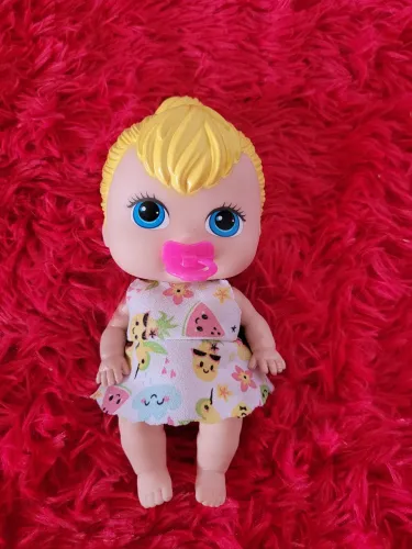 boneca da Cotiplas 0.18 cm com cheirinho