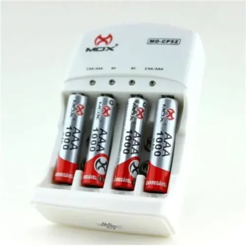 CARREGADOR PILHA AA/AAA BAT 9V MO-CP52 /