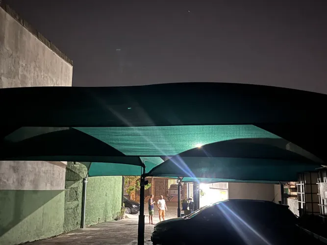 Lava rápido / estacionamento / bar