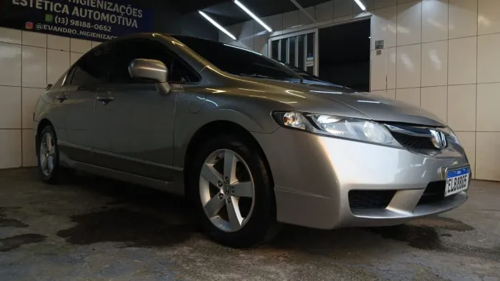 Honda Civic Sedan LXS 1.8/1.8 Flex 16V Aut. 4P 2010