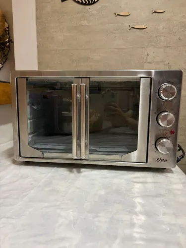 Forno e fritadeira sem óleo (air fryer) Oster 42 litros