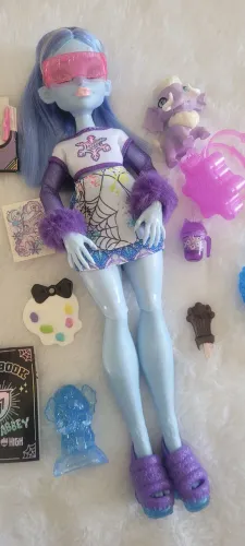 Boneca Monster High Abbey G3