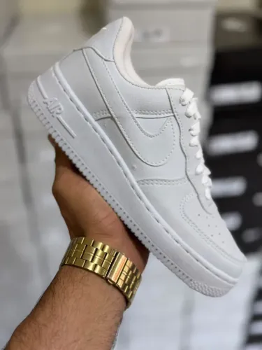 Tênis branco Nike Air Force 