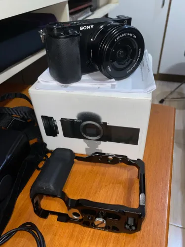 Câmera Sony Zve e10