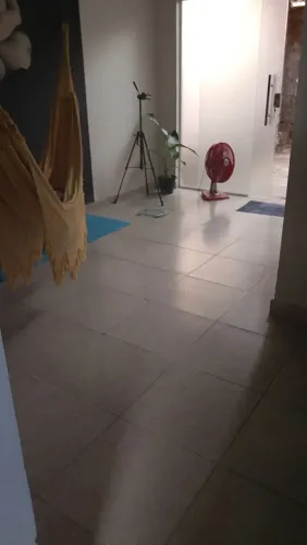 Alugo casa