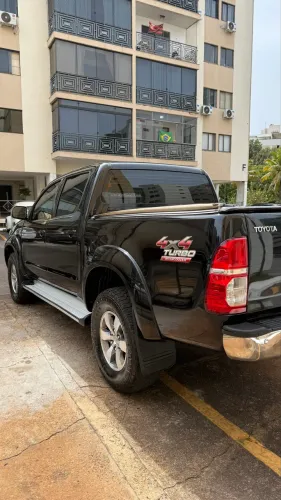 Toyota Hilux CD SRV D4-d 4X4 3.0 TDI Diesel AUT 2010