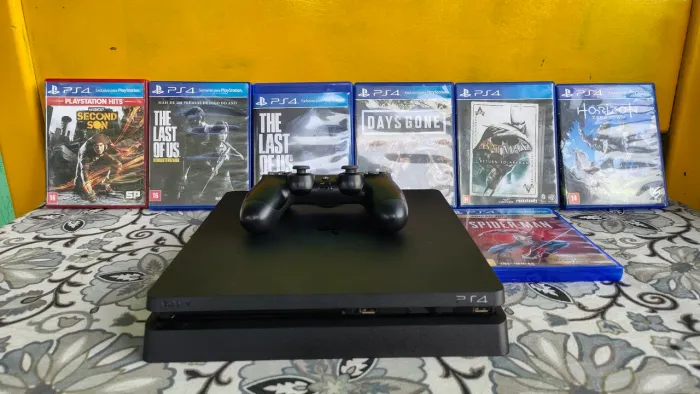 Ps4 slim 1tb cuh-2214B 
