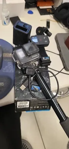 Gopro Hero 7 Black 4k + MicroSD 64gb + acessórios + DOME