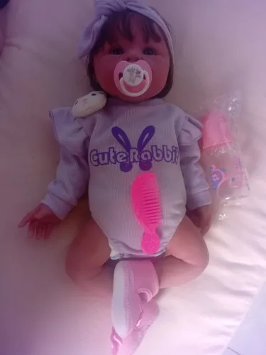 Bebê de silicone sólido 