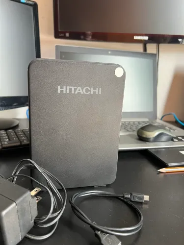 Hd externo 3 TB Hitachi 3,5 com fonte