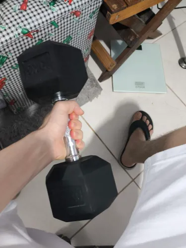 Halteres sextavados semi-novo 10kg cada