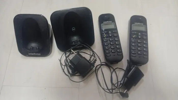 2 Telefones Sem Fio Intelbras Ts3112 Com Identificador Ramal Cor Preto