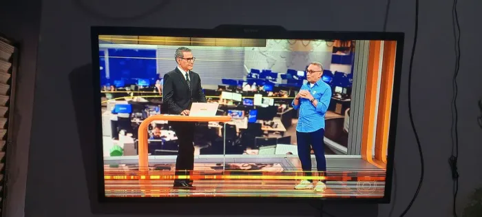 Vende uma tv 32 polegadas sem defeito