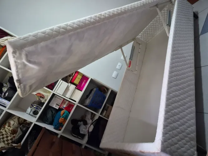 Cama box baú solteiro usada