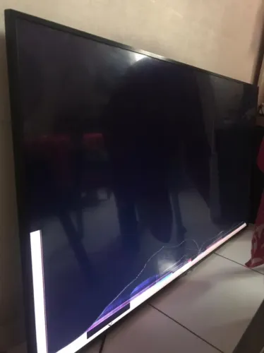 ?TV Samsung 55 QLED QUEBRADA PARA PEÇAS?