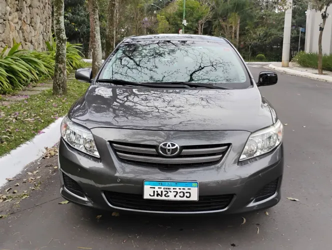 Toyota Corolla GLI 1.8 Flex 16V Mec. 2011