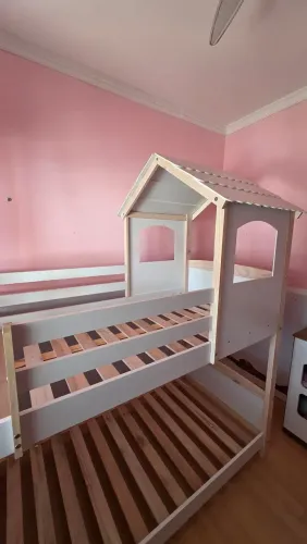 Cama Beliche infantil com escorregador 