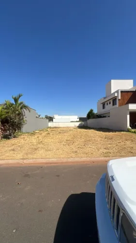 Lote Para venda no Cyrela