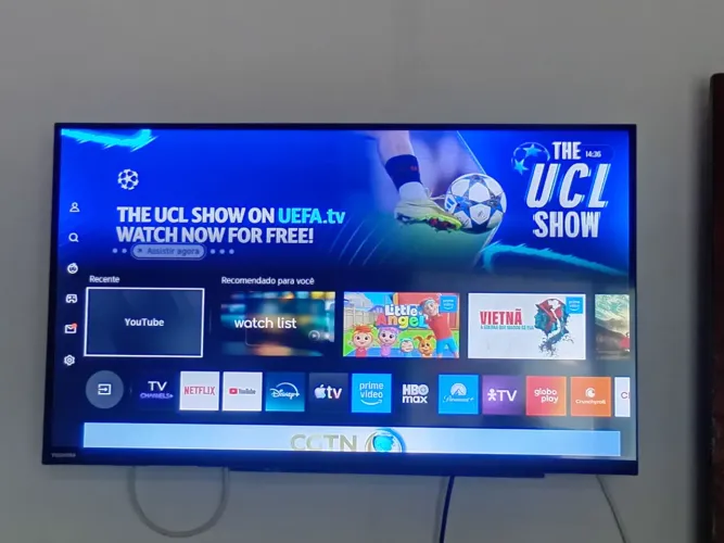 SMartTV Toshiba de 32 polegadas,  em ótimo funcionamento.