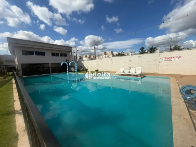 Apartamento com 2 quartos disponível para locação no bairro Grand Ville em Uberlândia-MG